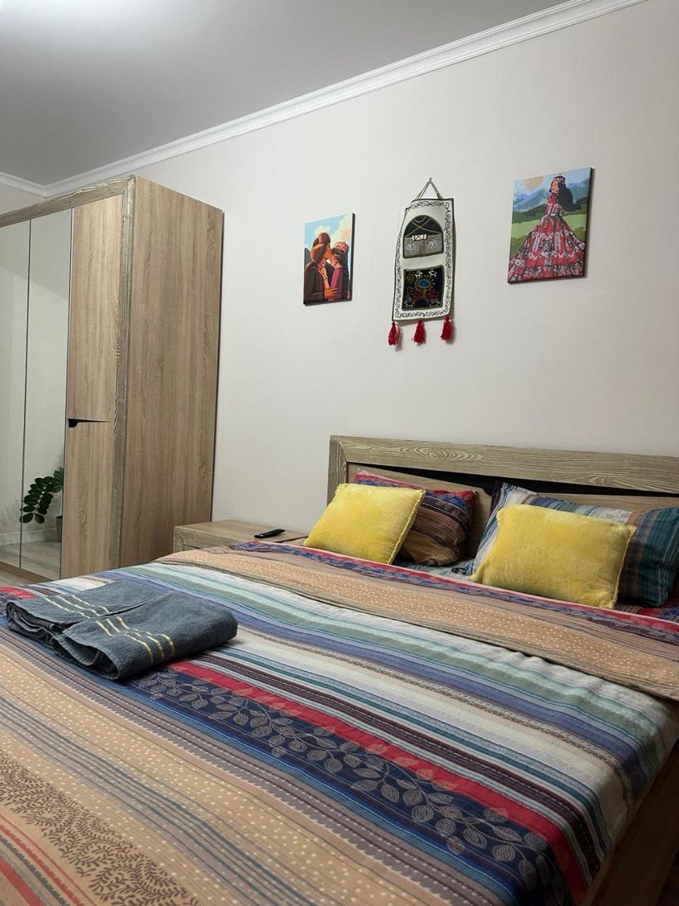 Lakestay 3 Almaty Bagian luar foto